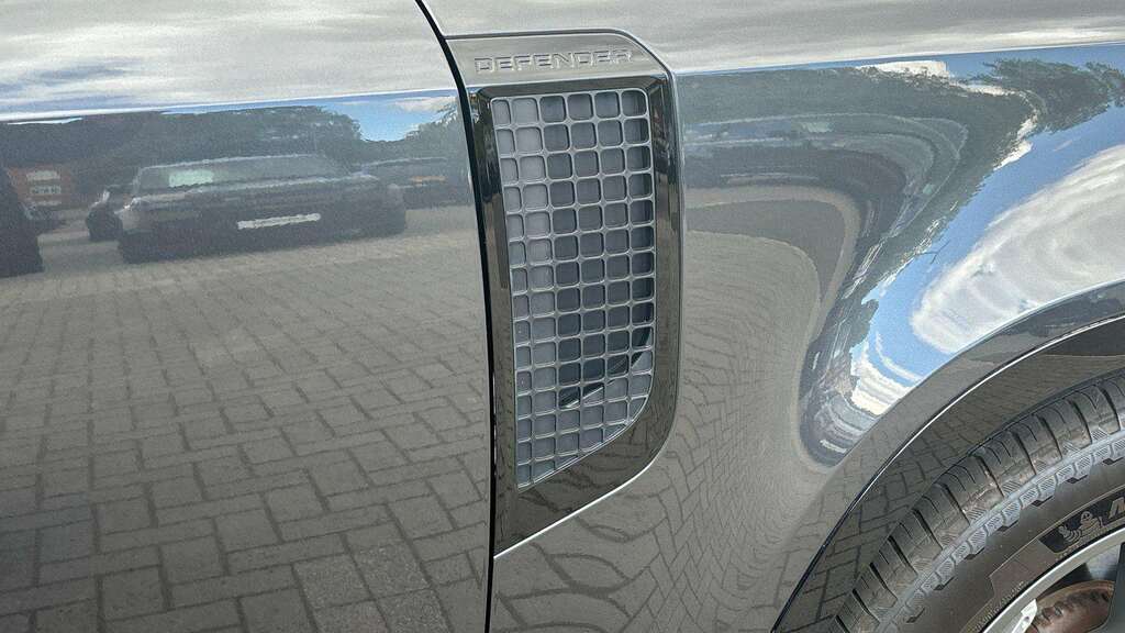 Land Rover Defender 90 3.0 D250 X-dynamic Se 90 Silver #19