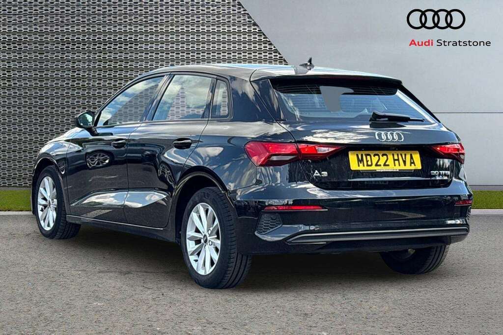 Audi A3 30 Tfsi Technik S Tronic 2022 Black #3