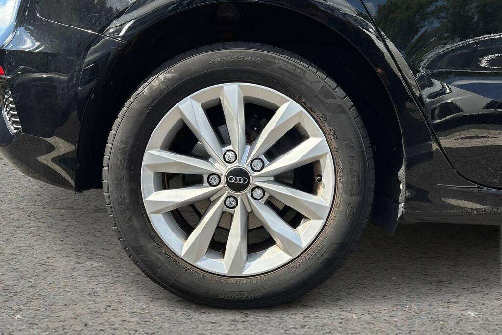 Audi A3 30 Tfsi Technik S Tronic 2022 Black #5