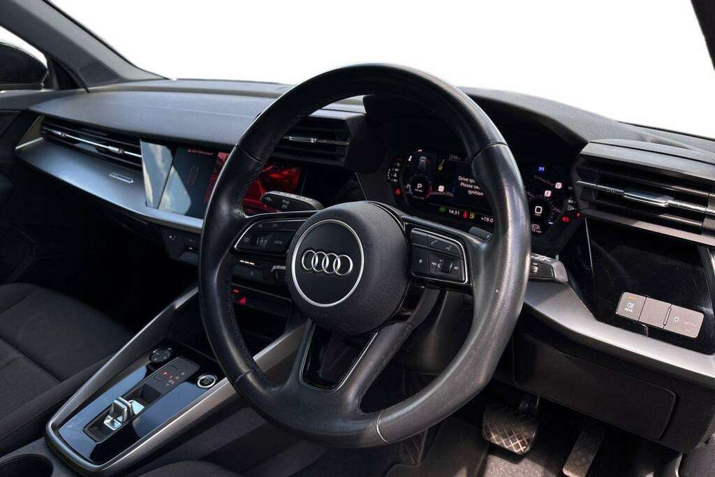 Audi A3 30 Tfsi Technik S Tronic 2022 Black #6