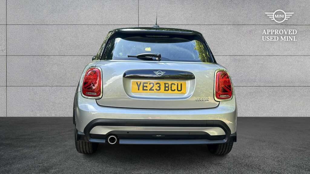 Mini Hatch 1.5 Cooper Classic II 2023 Silver #3