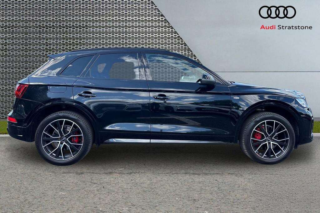 Audi Q5 40 Tdi Quattro Edition 1 S Tronic 2021 Black #4