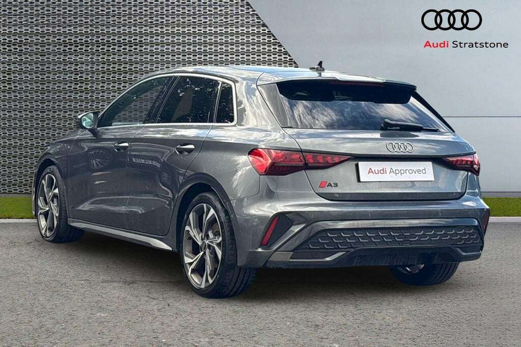 Audi A3 35 Tfsi S Line S Tronic 2024 Grey #3
