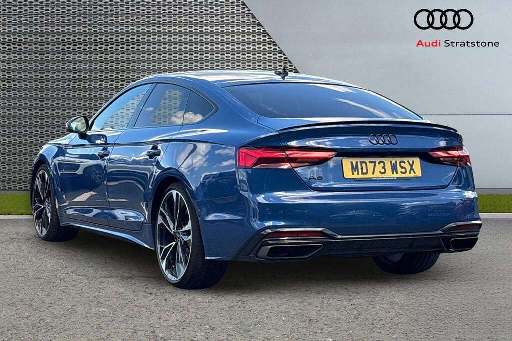 Audi A5 40 Tfsi 204 Black Edition S Tronic 2023 Blue #3