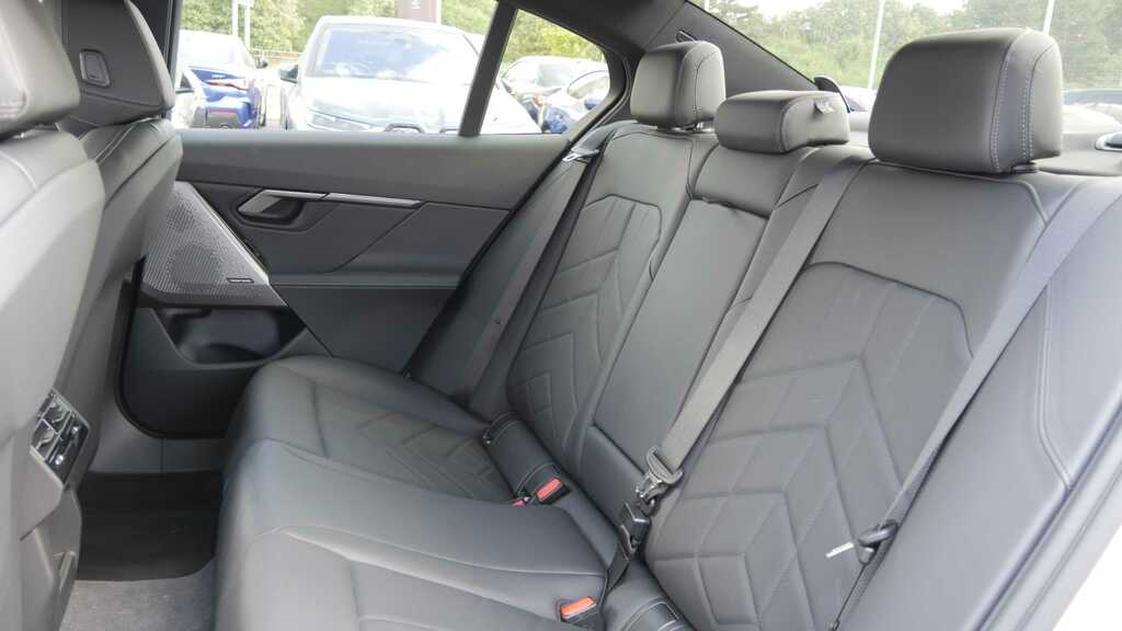 BMW i5 I5 Edrive40 M Sport Pro Touring #12