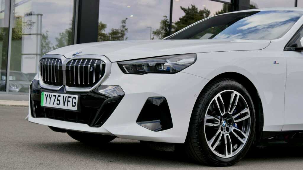 BMW i5 I5 Edrive40 M Sport Pro Touring #17