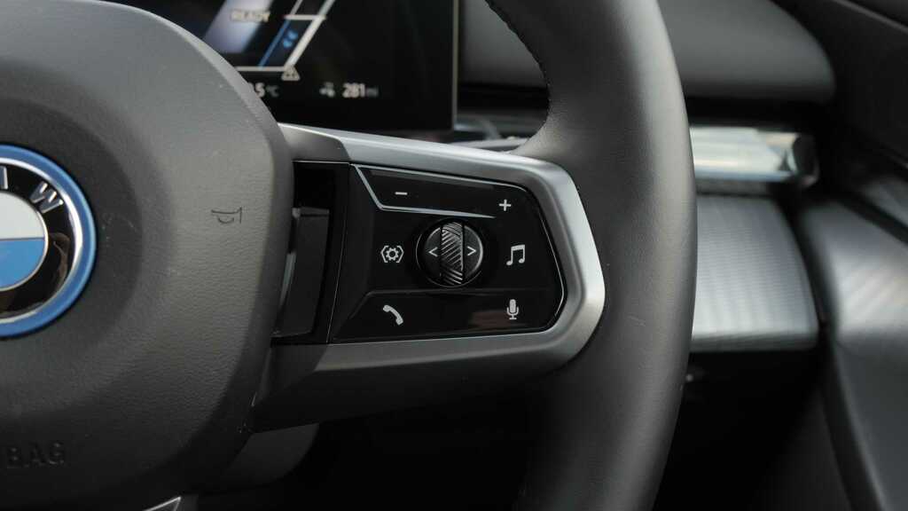 BMW i5 I5 Edrive40 M Sport Pro Touring #35
