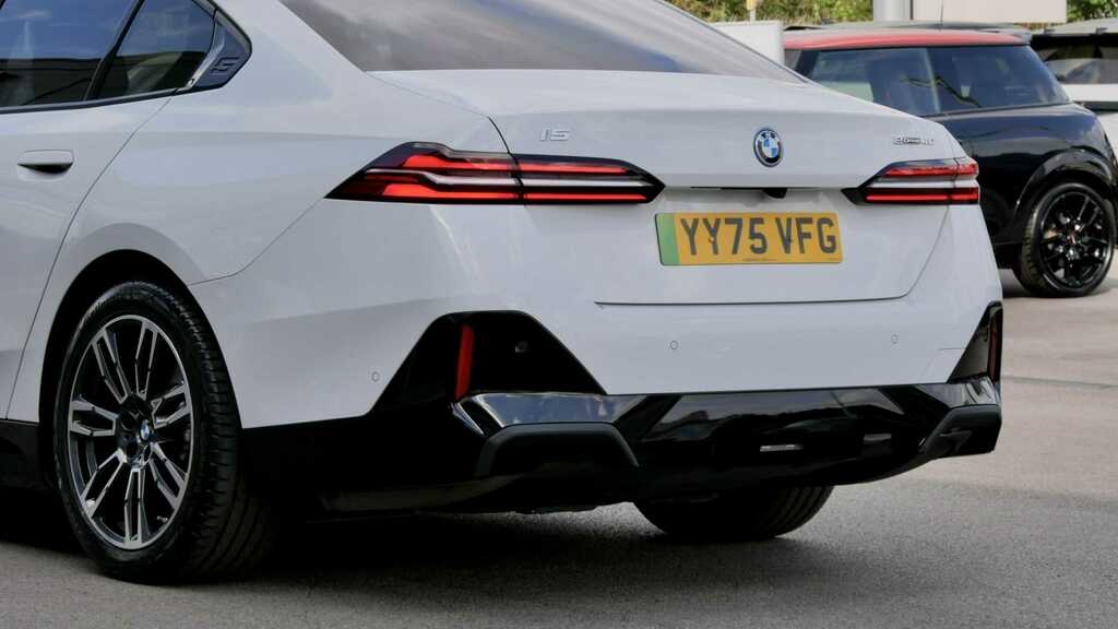 BMW i5 I5 Edrive40 M Sport Pro Touring #18