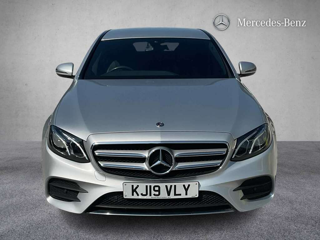 Mercedes-Benz E Class E 200 Amg Line 9G-tronic 2019 KJ19VLY Silver #2