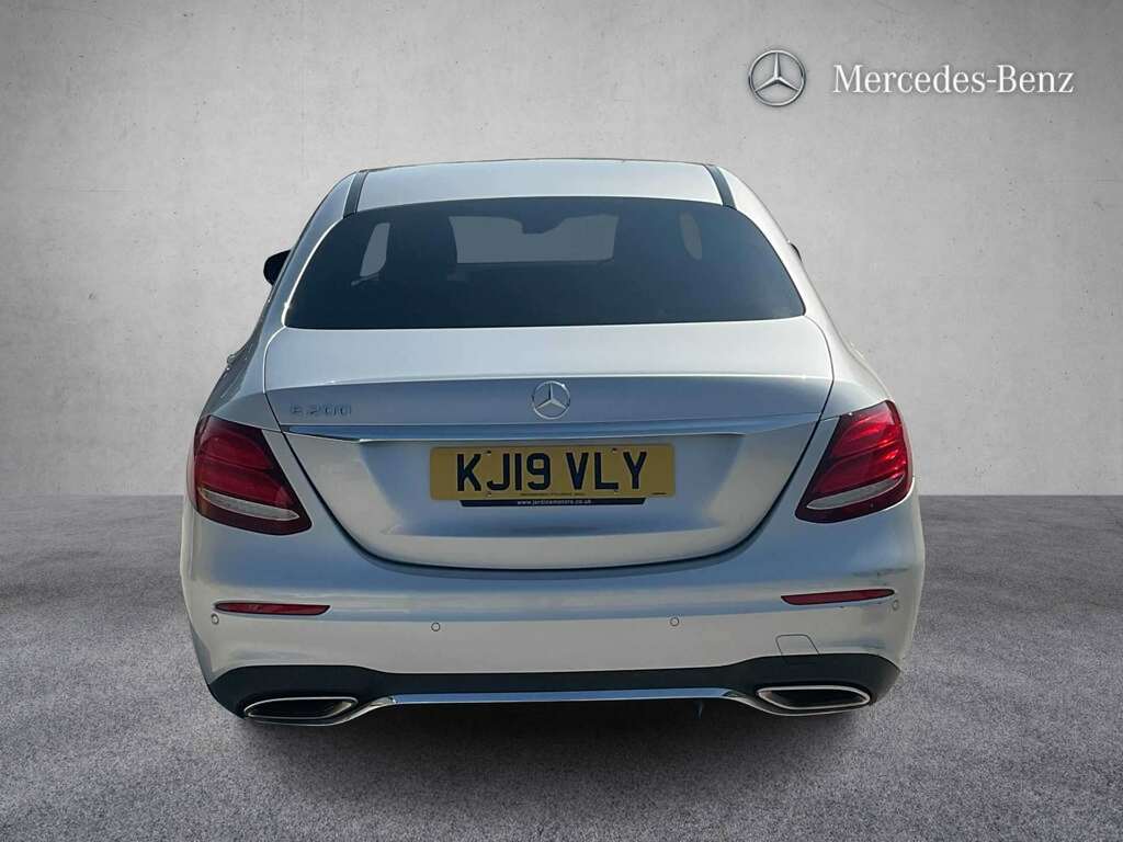 Mercedes-Benz E Class E 200 Amg Line 9G-tronic 2019 KJ19VLY Silver #5