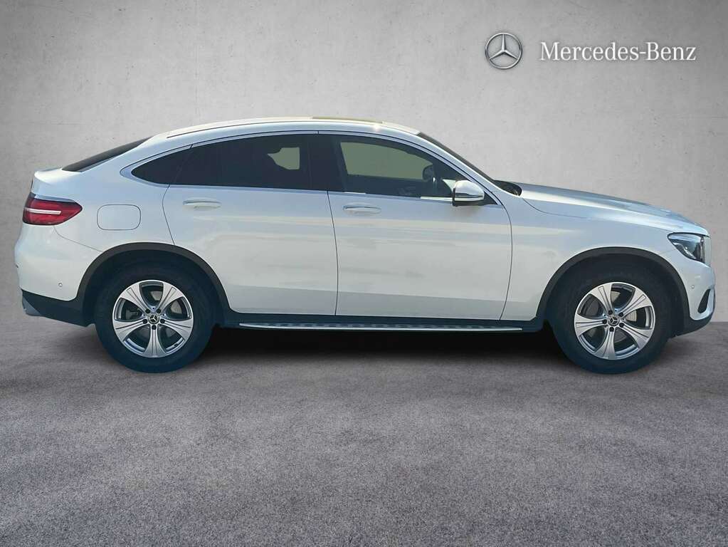 Mercedes-Benz GLC Class Glc 220D 4Matic Sport Premium 9G-tronic 2019 White #3
