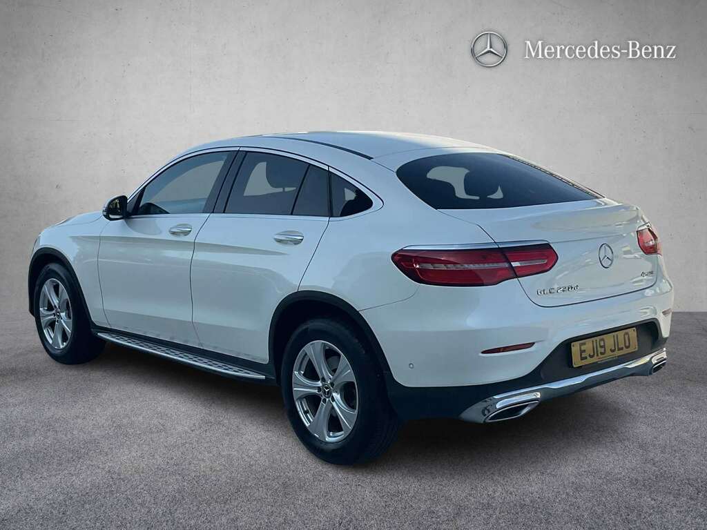 Mercedes-Benz GLC Class Glc 220D 4Matic Sport Premium 9G-tronic 2019 White #6