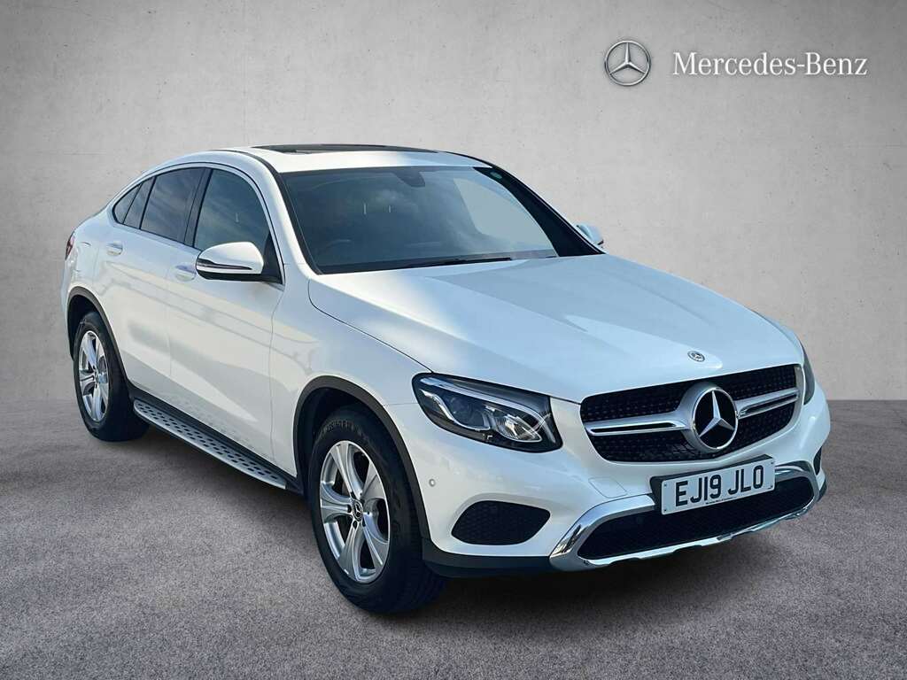 Mercedes-Benz GLC Class Glc 220D 4Matic Sport Premium 9G-tronic 2019 White