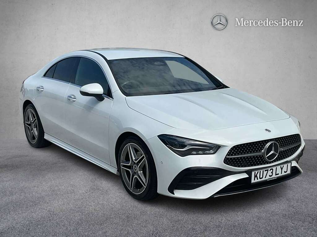 Mercedes-Benz CLA Class 180 Amg Line Executive Tip 2023 White