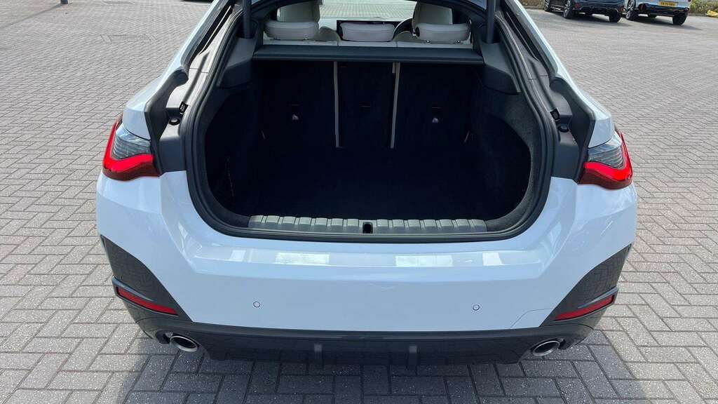BMW 4 Series 420I M Sport Blue #14