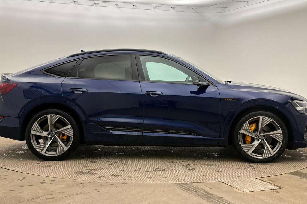 Audi E-tron 300Kw 55 Quattro 95Kwh Vorsprung 2022 Blue #4