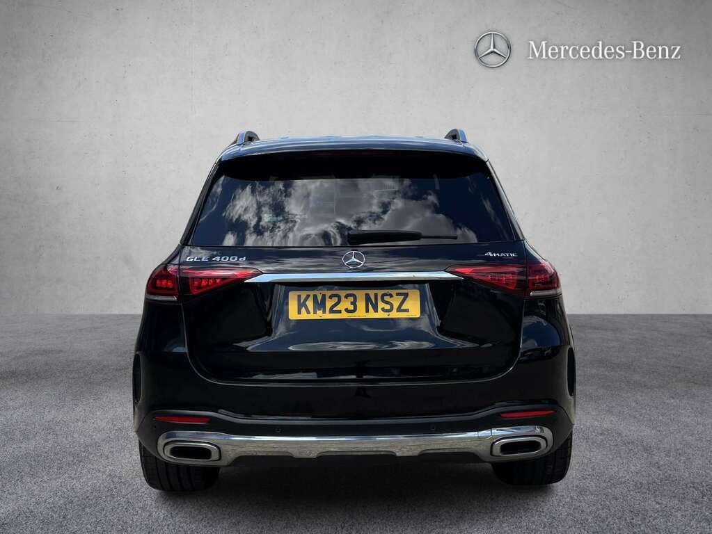Mercedes-Benz GLE Class 400D 4Matic Amg Line Prem 9G-tronic 7 St 202 KM23NSZ Black #4