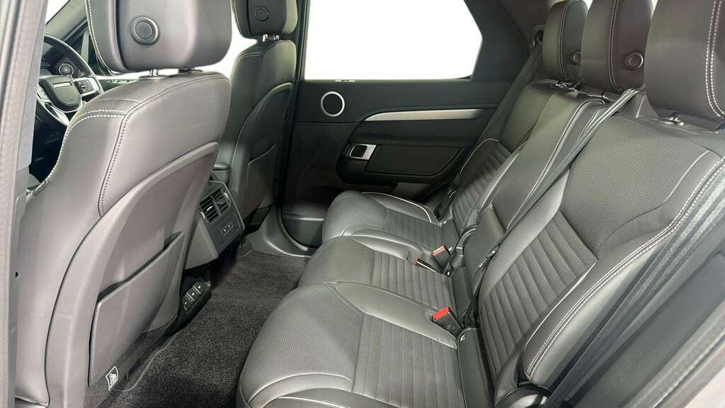 Land Rover Discovery 3.0 D300 R-dynamic Hse 2023 Grey #4