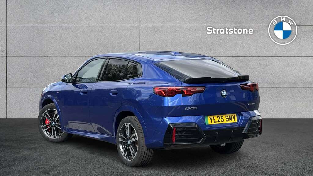 BMW iX2 150Kw Edrive20 M Sport 65Kwh 2025 Blue #2