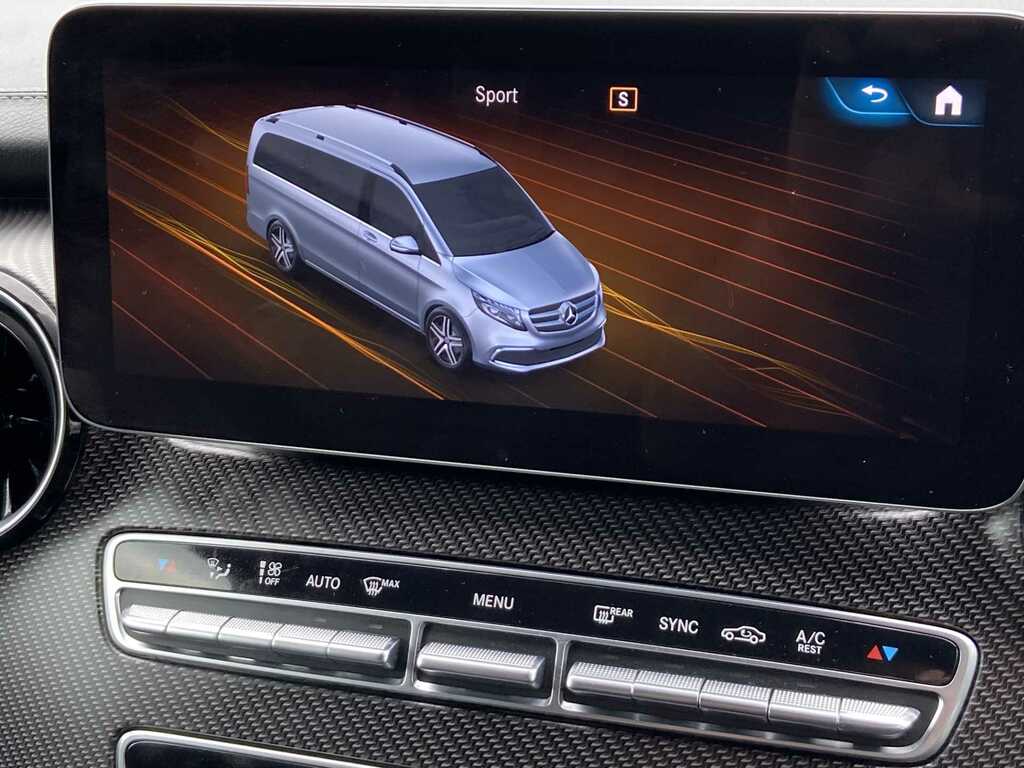 Mercedes-Benz V Class V220 D Amg Line 9G-tronic Extra Long Black #31
