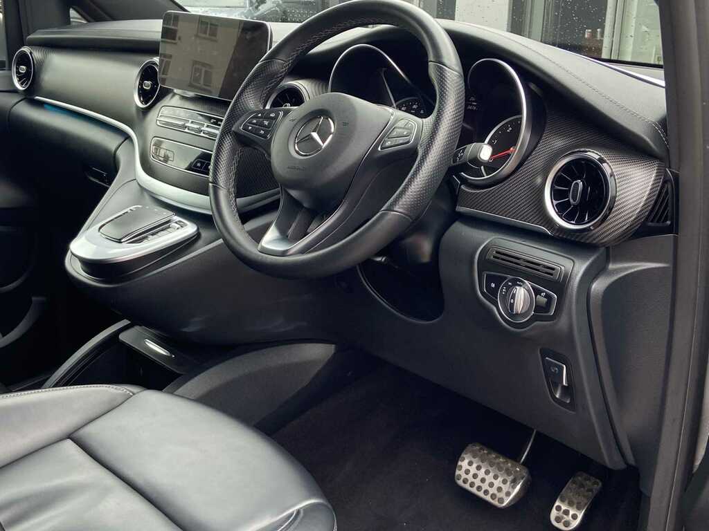 Mercedes-Benz V Class V220 D Amg Line 9G-tronic Extra Long Black #19