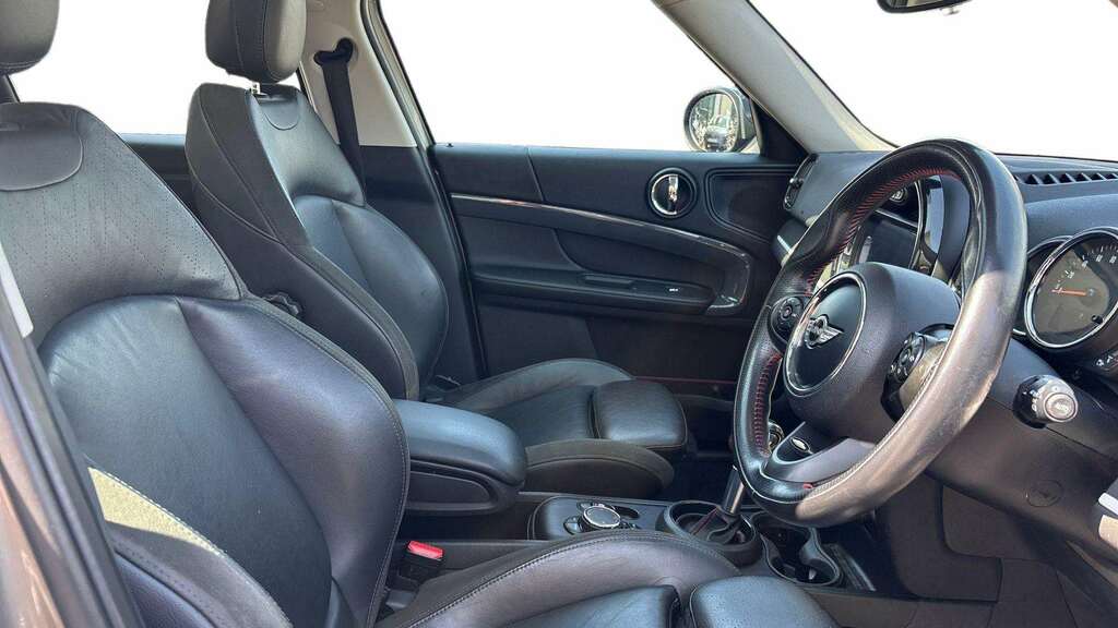 Mini Countryman Cooper S All4 Countryman Red #13