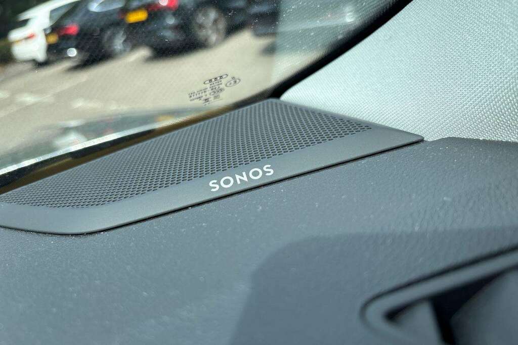 Audi Q3 35 Tfsi Black Edition S Tronic 20 Alloy White #34