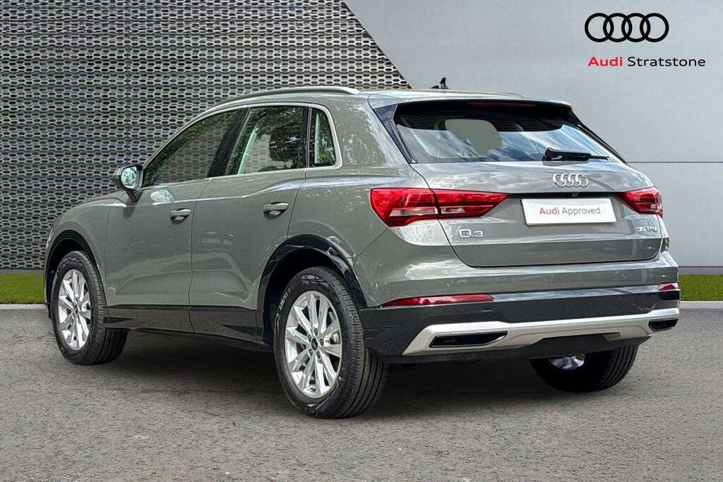 Audi Q3 35 Tfsi Sport 2024 Grey #3
