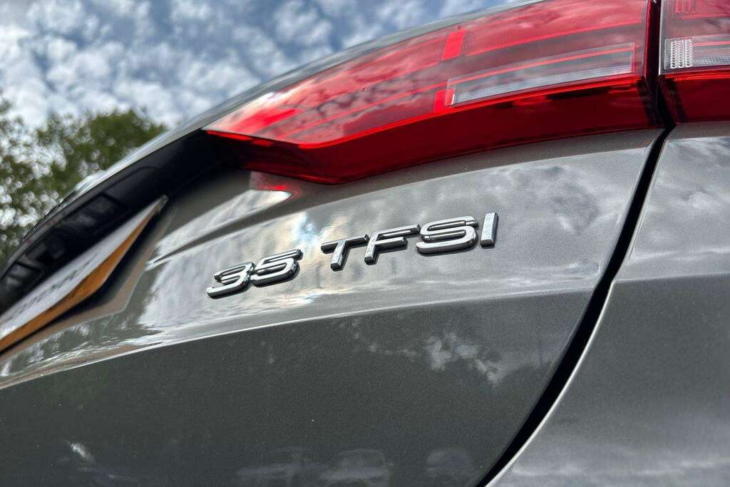 Audi Q3 35 Tfsi Black Edition S Tronic 20 Alloy White #12