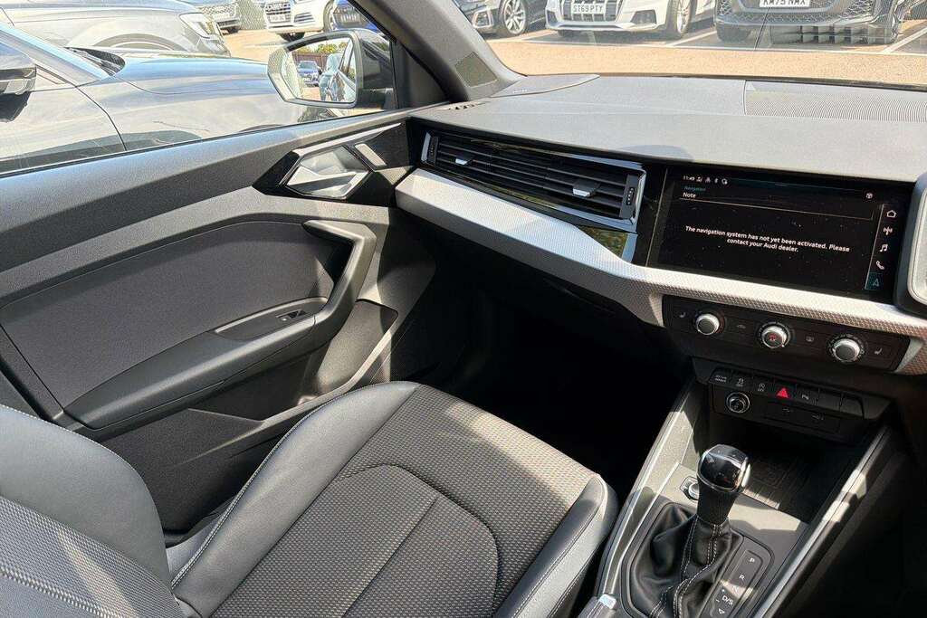 Audi A1 1.0 Tfsi 30 Black Edition Sportback S T #37