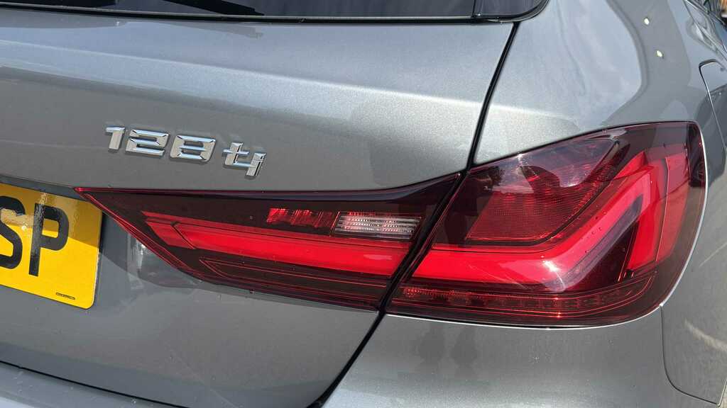 BMW 1 Series 120 M Sport Blue #34