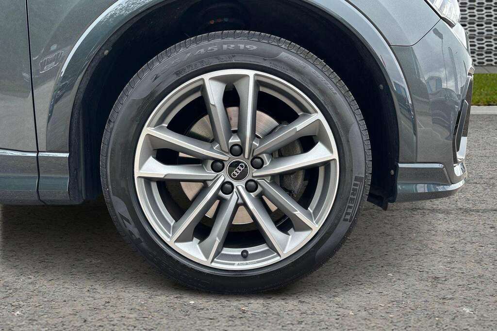 Audi Q3 40 Tfsi Quattro Black Edition S Tronic 2023 Grey #5