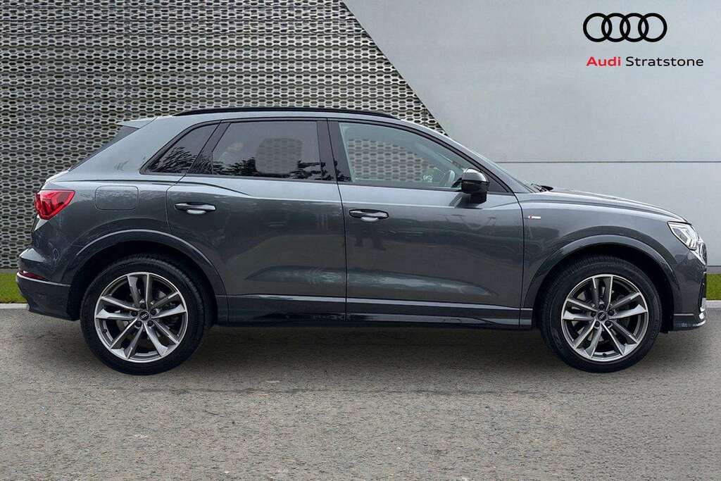 Audi Q3 40 Tfsi Quattro Black Edition S Tronic 2023 Grey #4