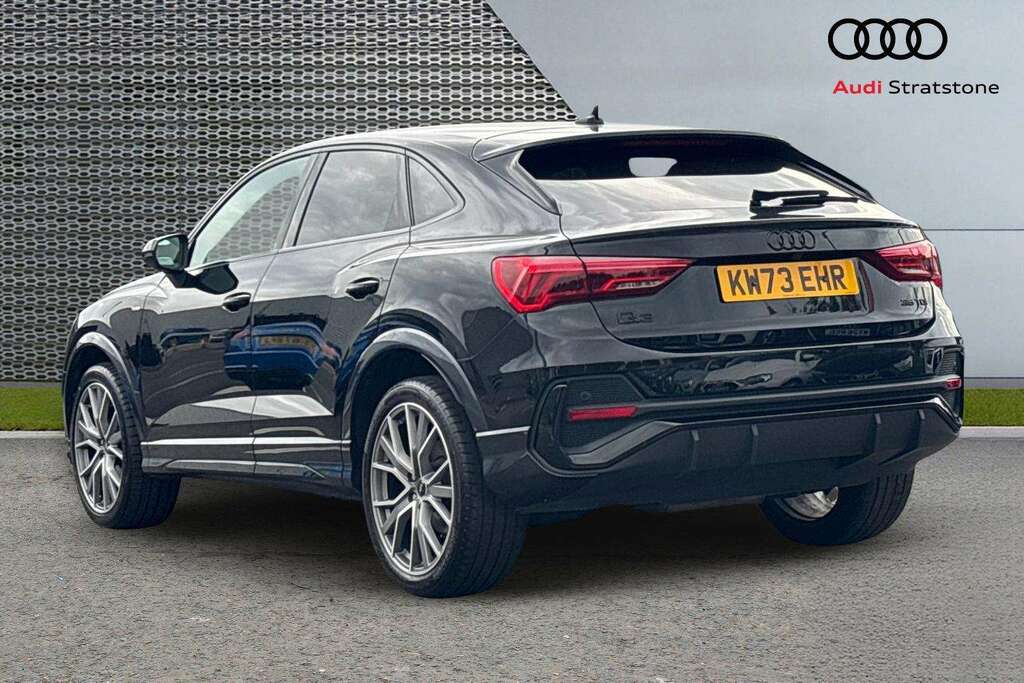 Audi Q3 35 Tdi Black Edition S Tronic 2023 Black #2