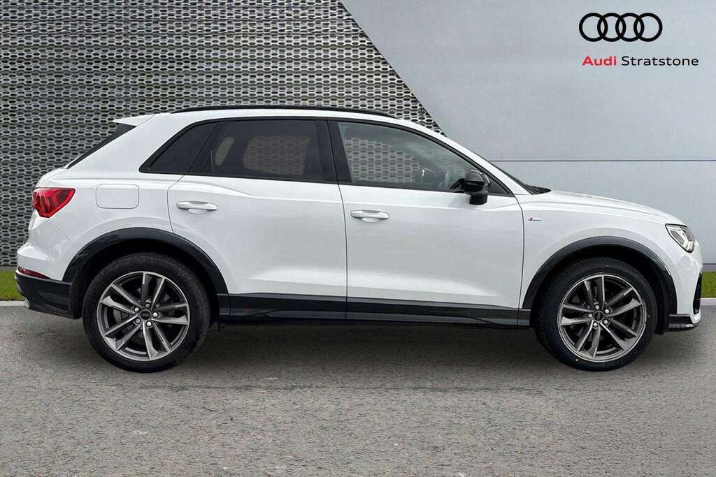 Audi Q3 40 Tdi 200 Quattro Black Edition S Tronic 2023 White #4