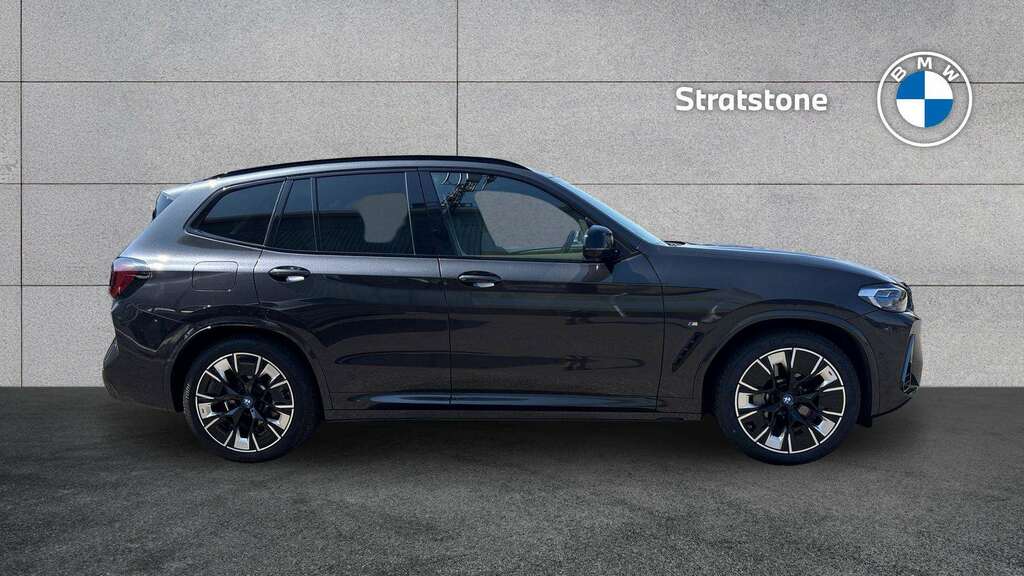 BMW iX3 210Kw M Sport Pro 80Kwh 2022 Grey #3