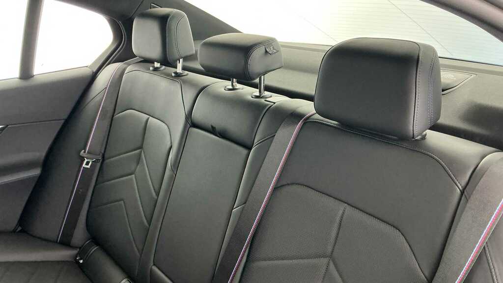 BMW i5 250Kw Edrive40 Sport Edition 84Kwh At Teccmf Black #12