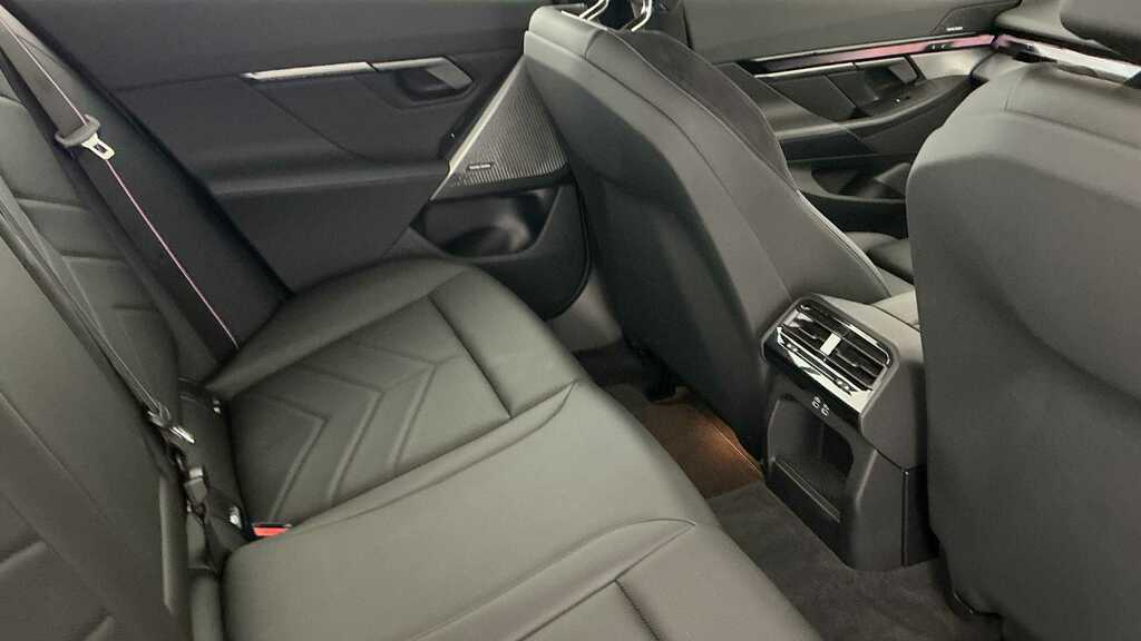 BMW i5 250Kw Edrive40 Sport Edition 84Kwh At Teccmf Black #36