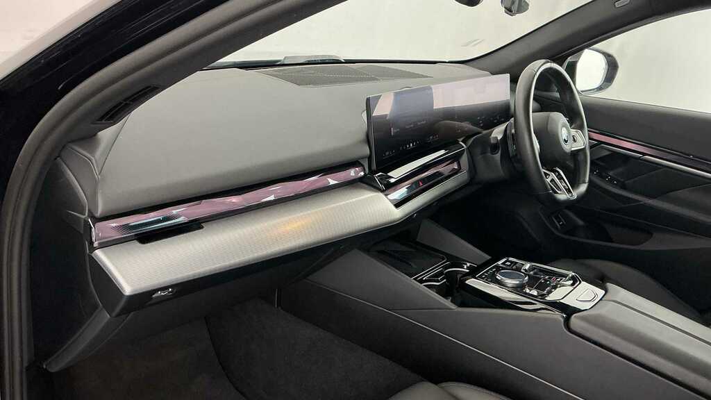 BMW i5 250Kw Edrive40 Sport Edition 84Kwh At Teccmf Black #7
