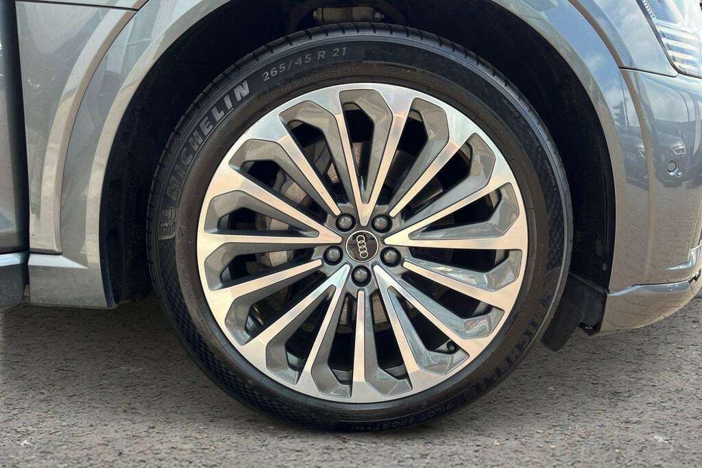 Audi Q8 e tron 300Kw 55 Quattro 114Kwh S Line 2023 Grey #5