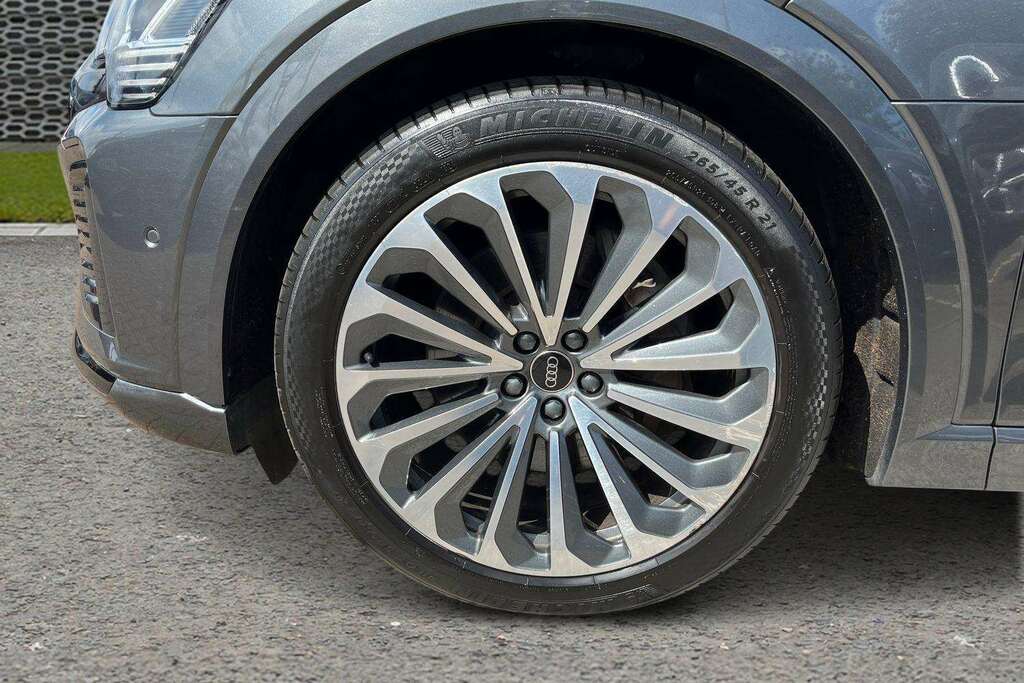 Audi Q8 e tron 300Kw 55 Quattro 114Kwh Vorsprung Grey #11