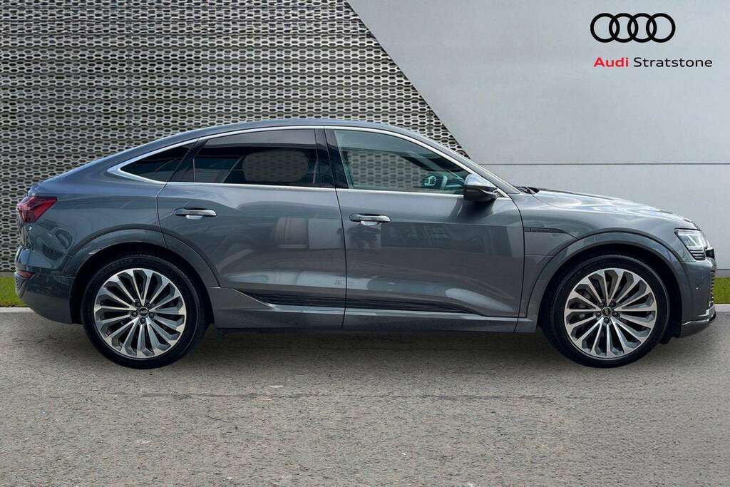 Audi Q8 e tron 300Kw 55 Quattro 114Kwh S Line 2023 Grey #4
