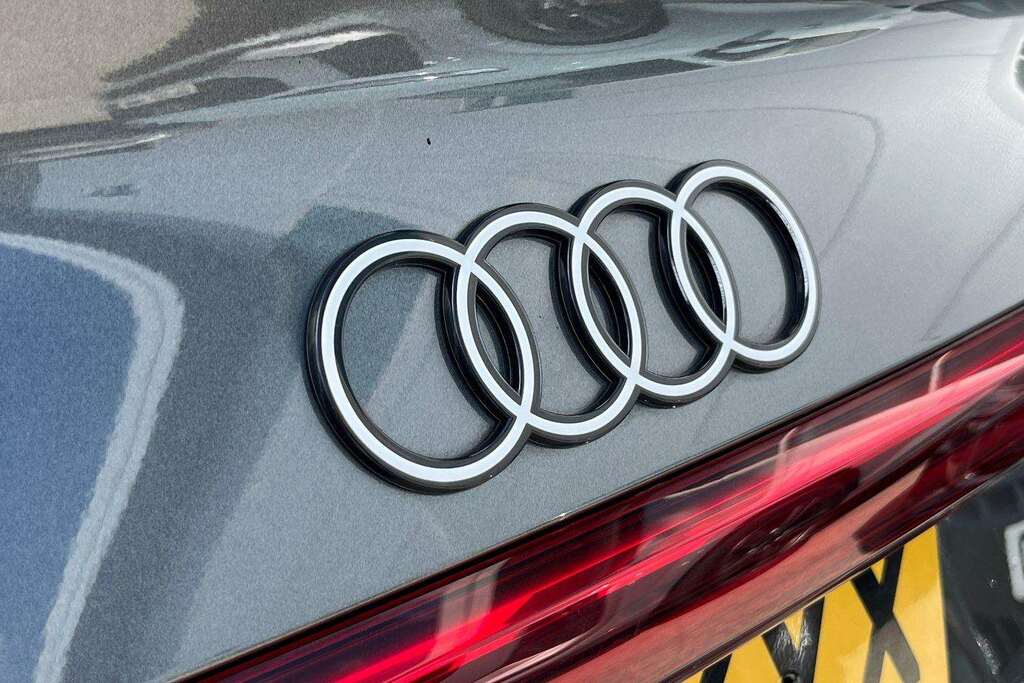 Audi Q8 e tron 300Kw 55 Quattro 114Kwh Vorsprung Grey #35
