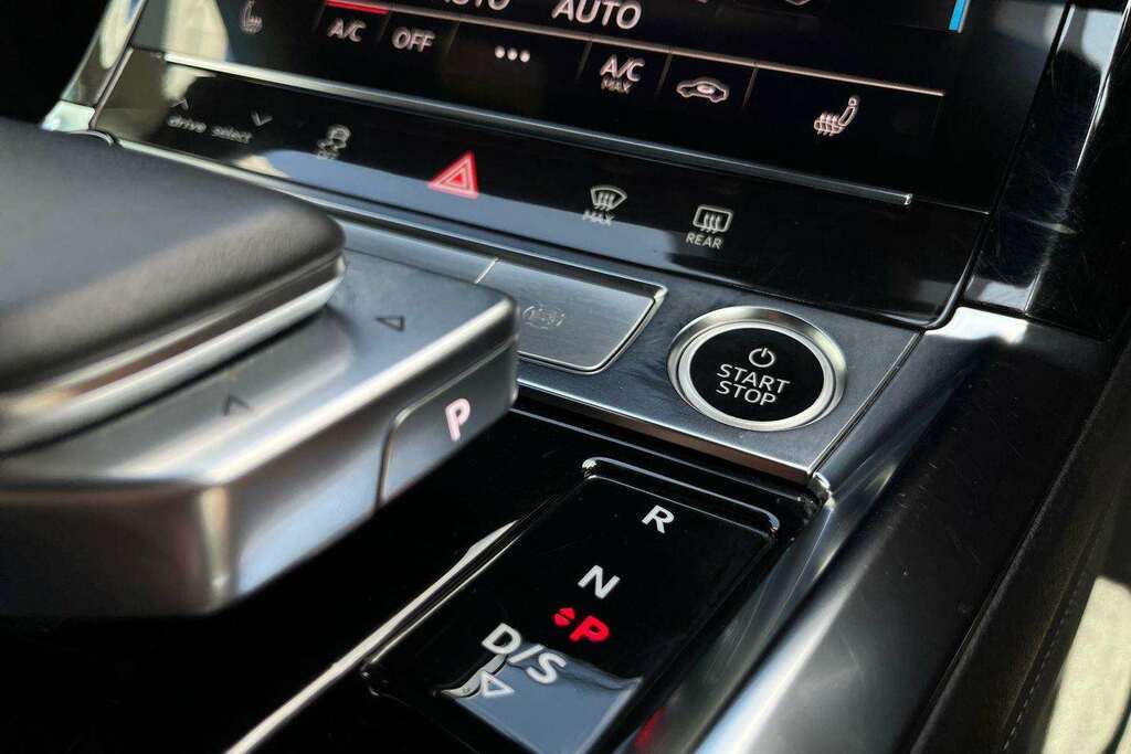 Audi Q8 e tron 300Kw 55 Quattro 114Kwh Vorsprung Grey #26