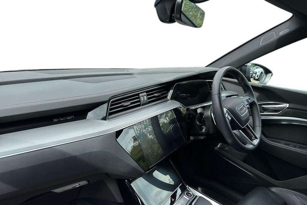 Audi E-tron 300Kw 55 Quattro 95Kwh Black Edition 2023 Black #2
