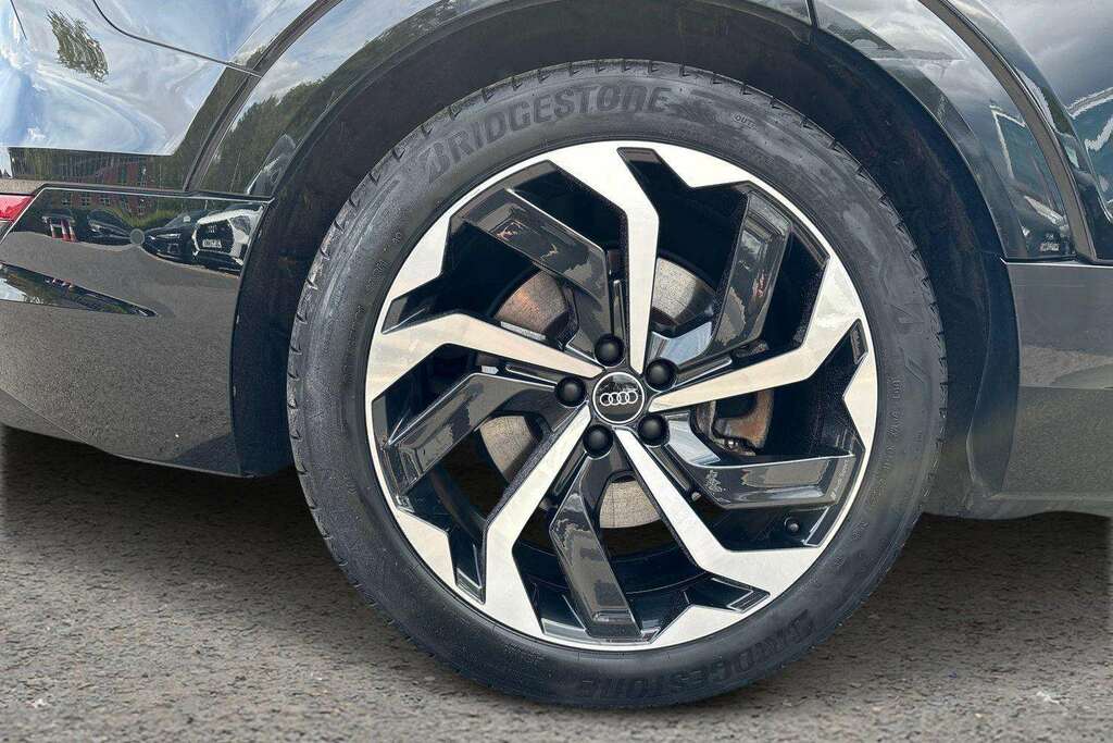 Audi E-tron 300Kw 55 Quattro 95Kwh Black Edition 2023 Black #5