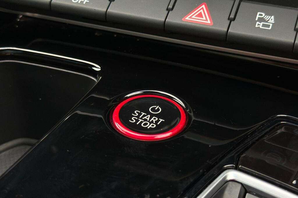 Audi E Tron GT Saloon Quattro 93.4Kwh 476 Ps Grey #29