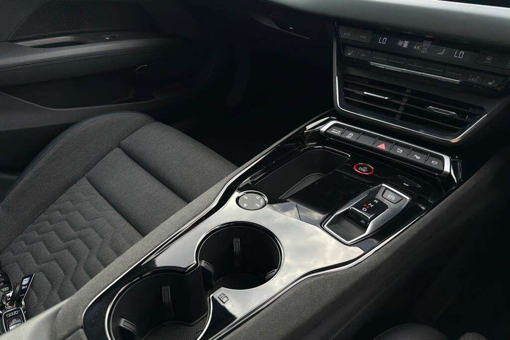 Audi E Tron GT Saloon Quattro 93.4Kwh 476 Ps Grey #15