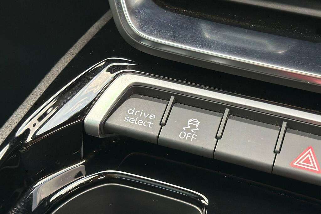 Audi E Tron GT Saloon Quattro 93.4Kwh 476 Ps Grey #30