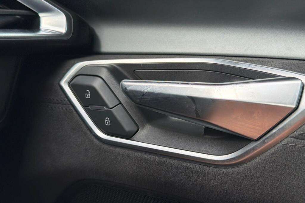 Audi E Tron GT Saloon Quattro 93.4Kwh 476 Ps Grey #34